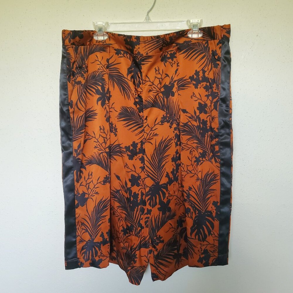 NWT Future Collective Silky Dress Shorts 1X